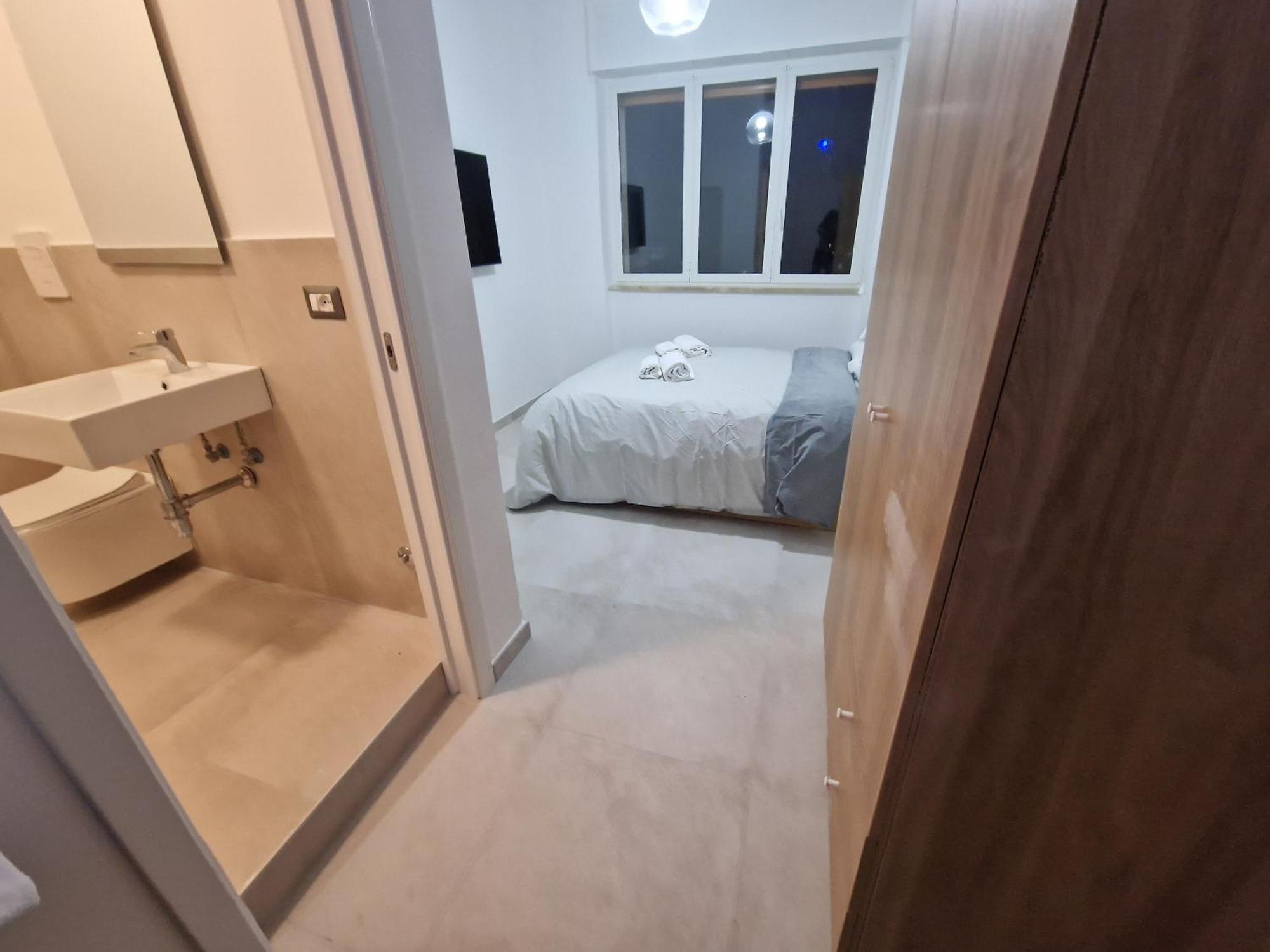 Neapolitan Skyscraper Suites Екстериор снимка